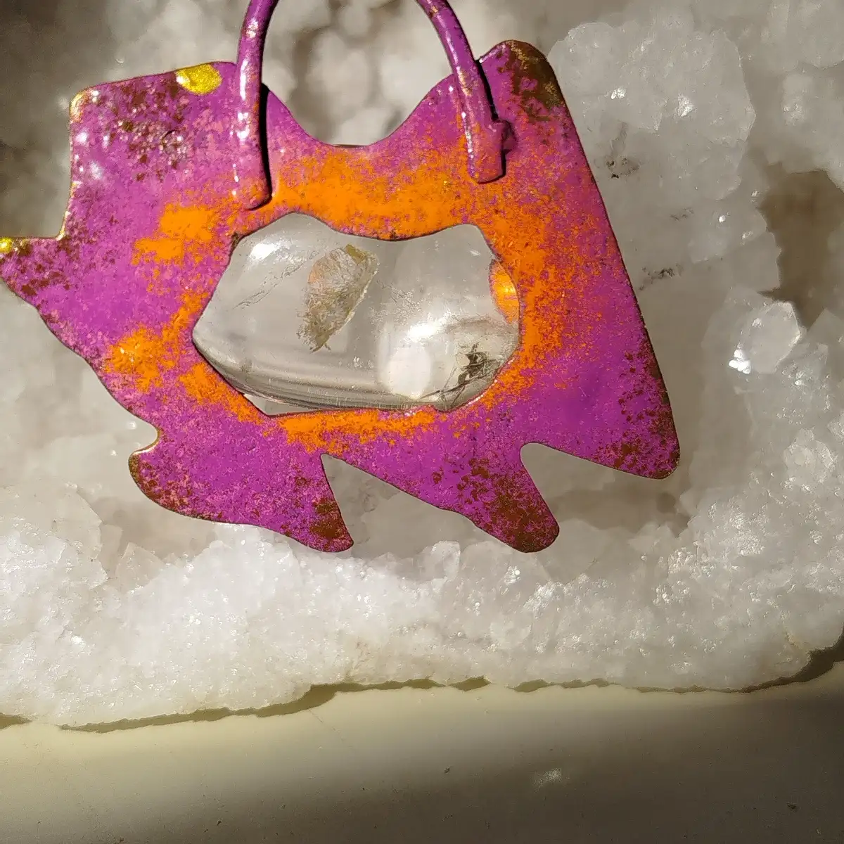 Pendentif multicolore