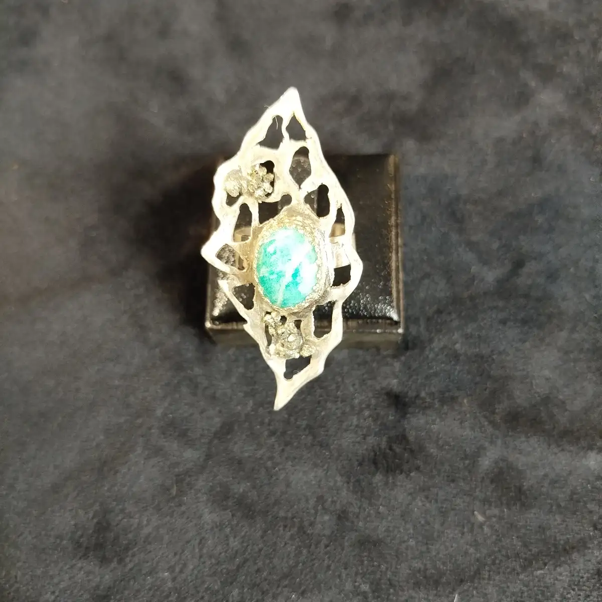 BAGUE DENTELLE